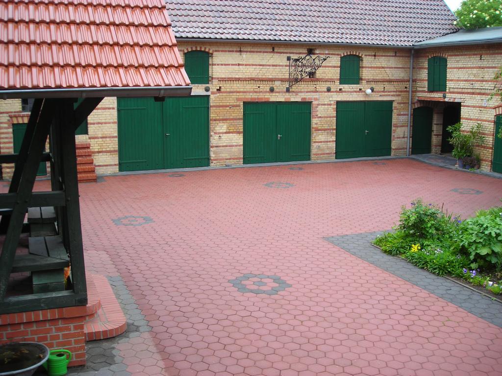 Ferienwohnung Auf Ehem. Alten Bauernhof Liebenwalde Extérieur photo